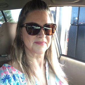 Meet your Posher, Diane